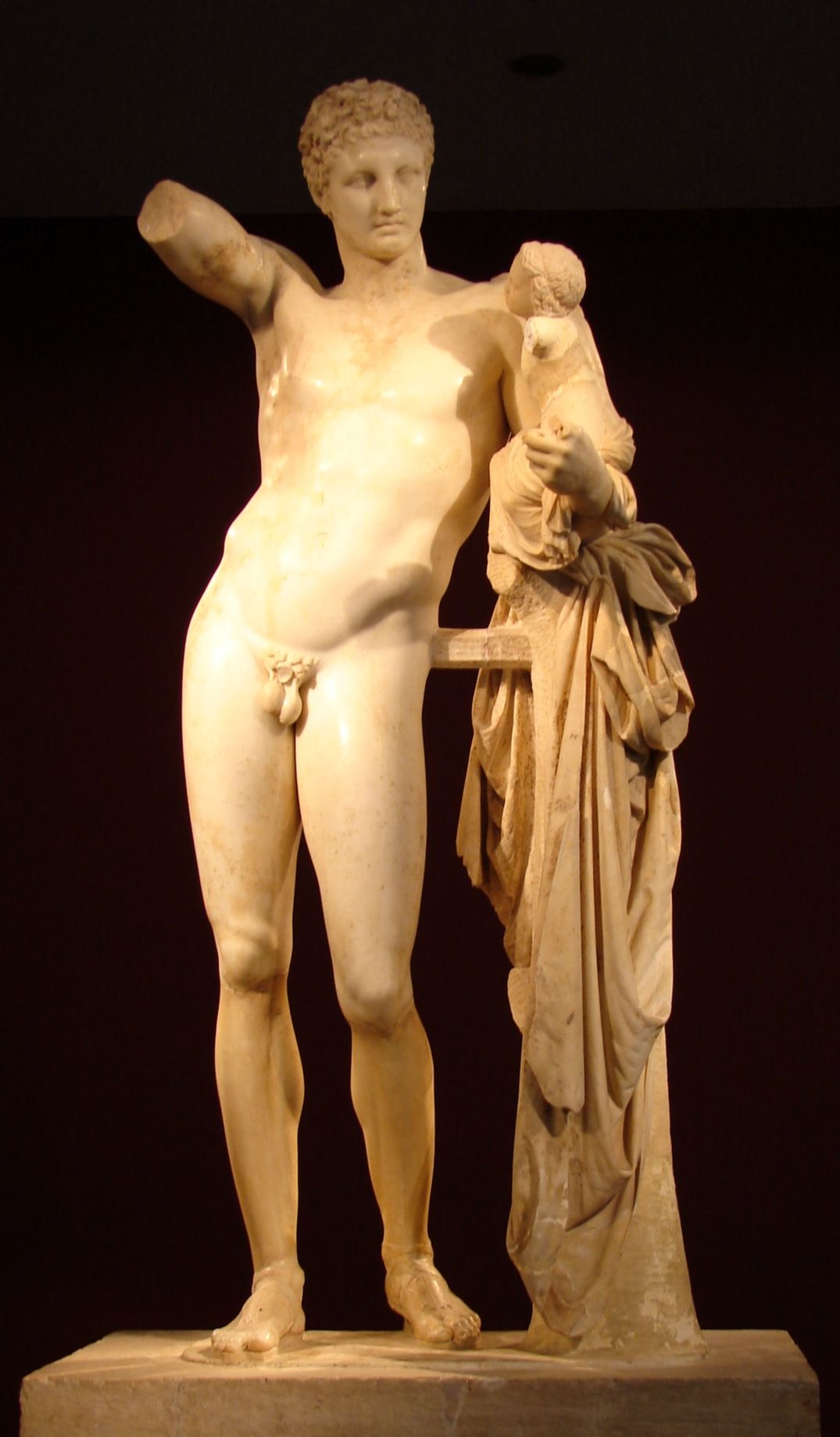 Hermes di Prassitele at Olimpia front